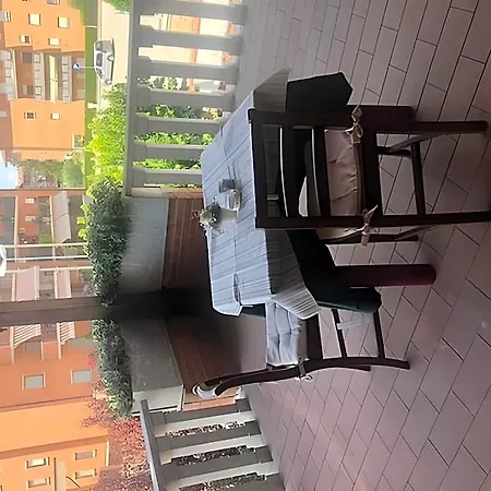 Le Di Aisa